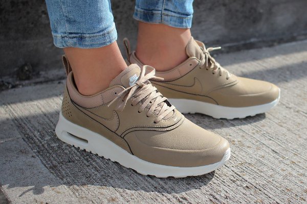 nike air max thea beige