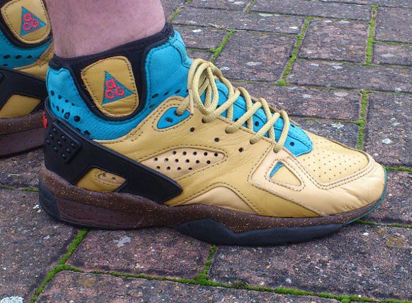 Nike Air Mowabb OG - Lemon Diesel