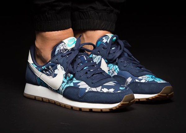 Nike Air Pegasus 83 Aloha Floral Midnight Navy  (2)