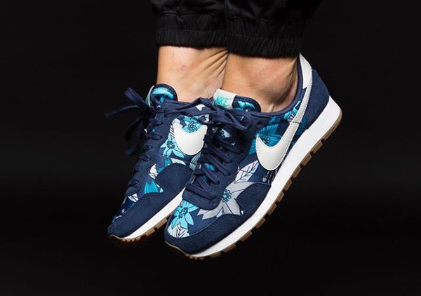 Nike Air Pegasus 83 Aloha Floral Midnight Navy