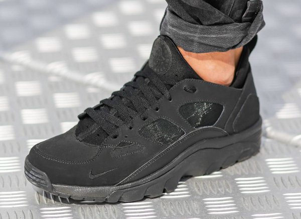 Nike Air Trainer Huarache Low Triple Black (1)