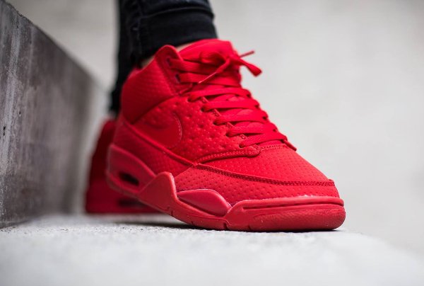 Nike Flight Squad Triple Red (1)