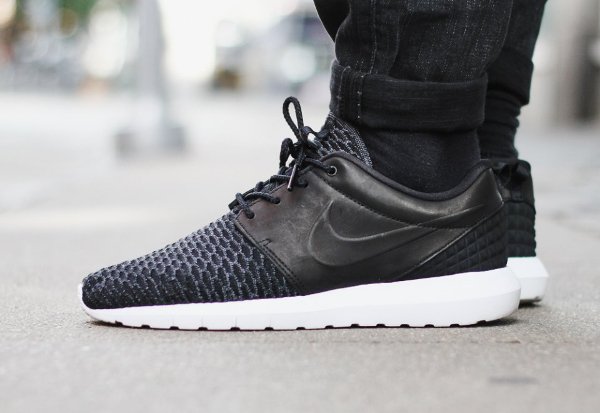 Nike Roshe One Flyknit Premium Black Dark Grey  (2)