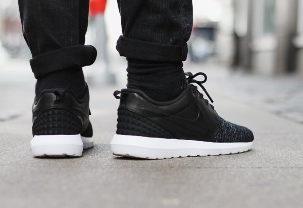 Nike Roshe One Flyknit Premium Black Dark Grey  (6)