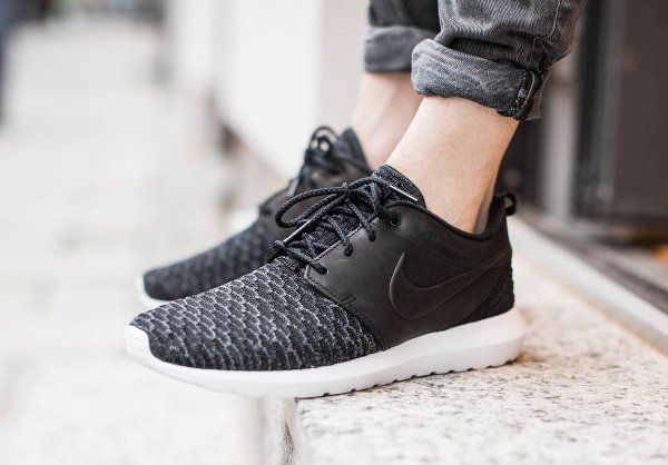 Nike Roshe Run Flyknit PRM Black Grey