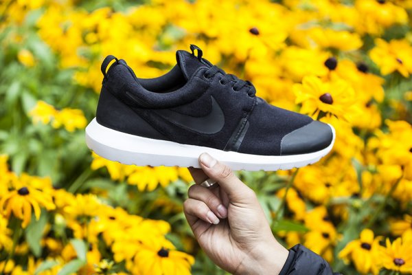 Nike Roshe Run NM TP Fleece Black