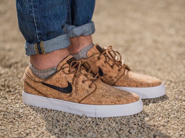 Nike SB Janoski Cork aux pieds (1)