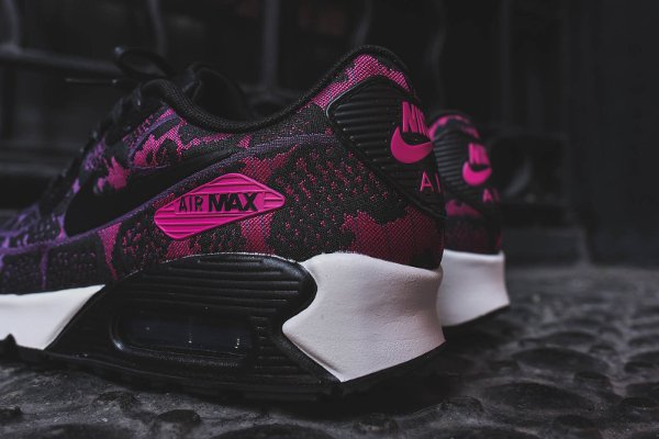 Nike Wmns Air Max 90 JCRD Mulberry Fuchsia (2)