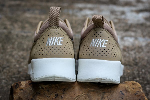 Nike Wmns Air Max Thea PRM Desert Camo (beige) (5)