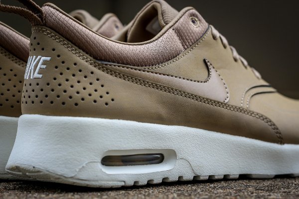 Nike Wmns Air Max Thea PRM Desert Camo (beige) (9)