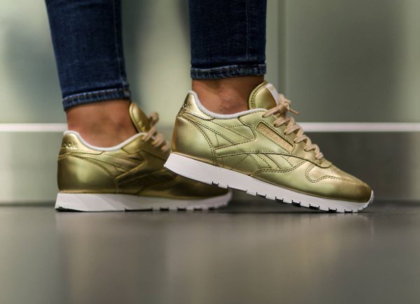 reebok classic doré