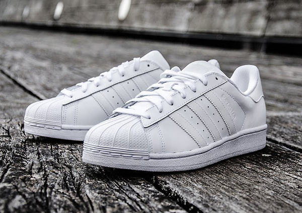 Handschrift Minimaliseren mot Adidas Superstar Foundation Blanche | Sneakers-actus