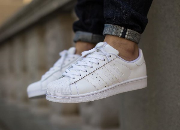 adidas toute blanche