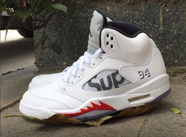 Air Jordan 5 x Supreme 'White'