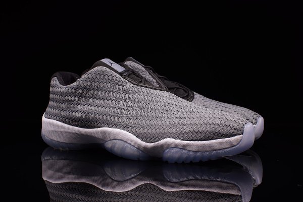 Air Jordan Future Low gris (3)