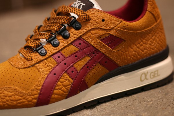 Asics GT 2 Tan Burgundy (2)