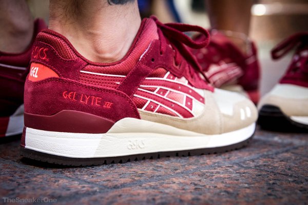 asics gel lyte iii burgundy