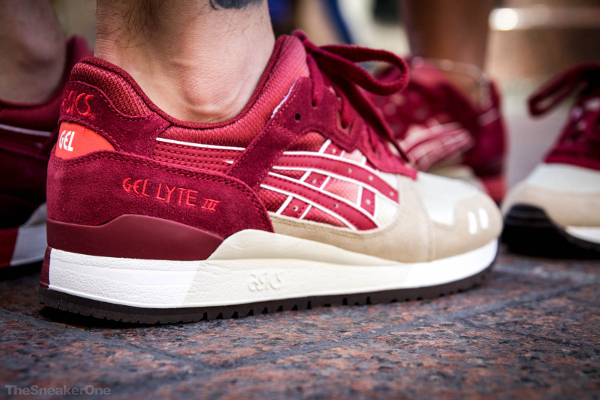 asics bordeaux beige