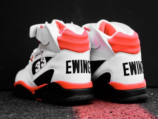 Ewing Kross White Black Red (1)