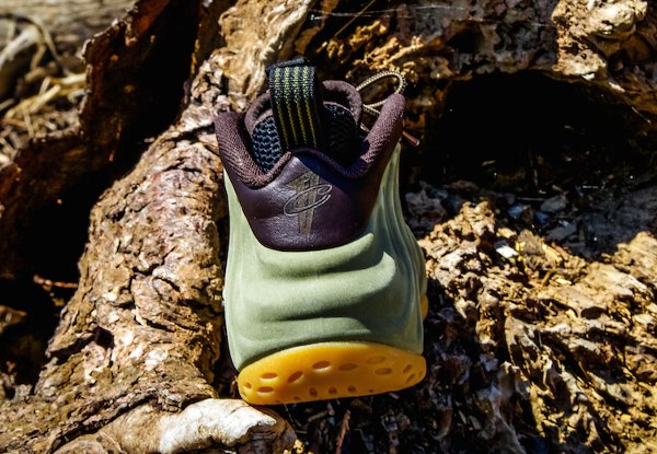 Nike Air Foamposite One PRM 'Medium Olive' (1)