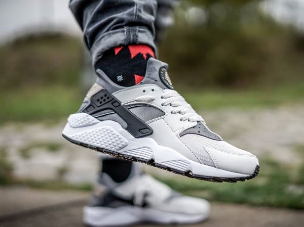 Nike Air Huarache Light Ash Grey pas cher (3)