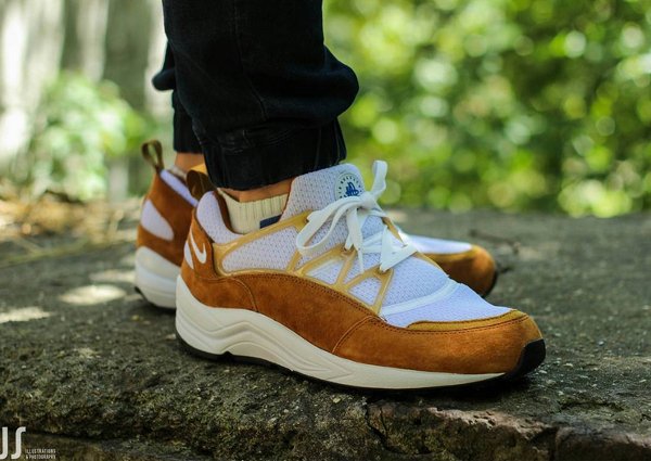 Nike Air Huarache Light Curry - Yardw0rk