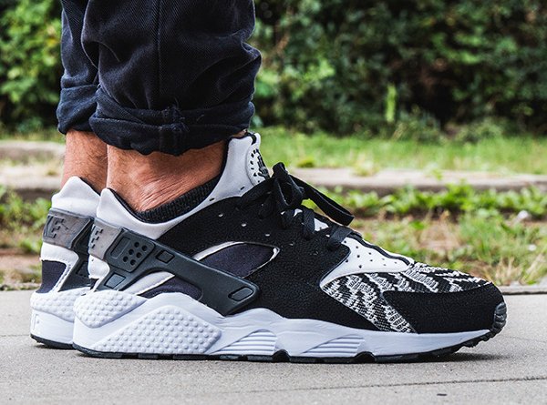 Nike Air Huarache PA Black White Zebra  (1)