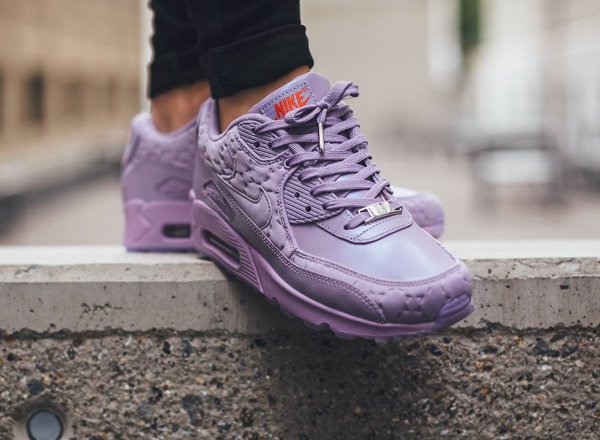 Nike Air Max 90 QS City Paris Macaron (1)