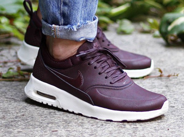 Nike Air Max Thea PRM Mahogany (2)