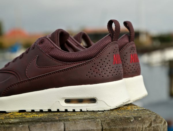 Nike Air Max Thea Premium cuir acajou (2)