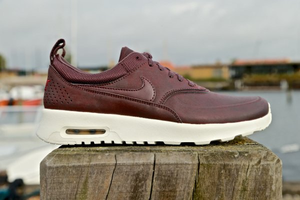 Nike Air Max Thea Premium cuir acajou (3)