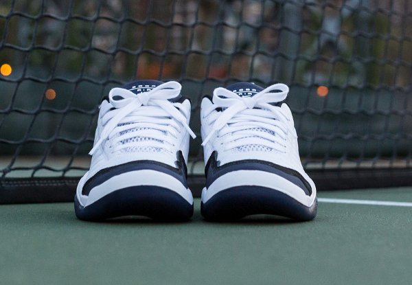 Nike Air Oscillate Quickstrike Blanc Bleu nuit (3)