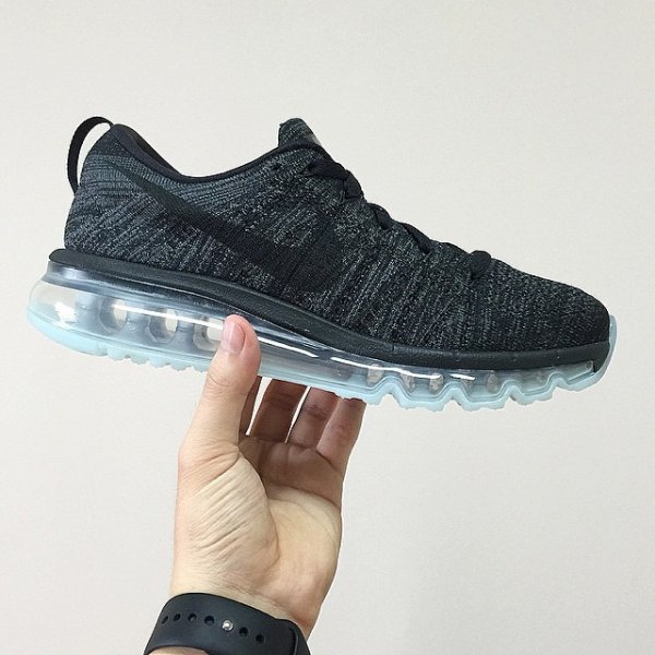 Nike Flyknit Air Max Black