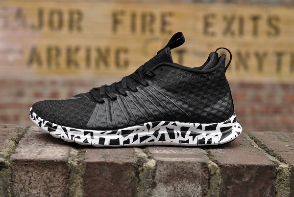 Nike Free Hypervenom 2 FC Black White (1)