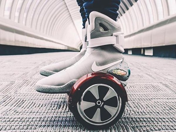 Nike Mag - IO HAWK