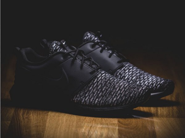 Nike Roshe Flyknit NM PRM Black Dark Grey