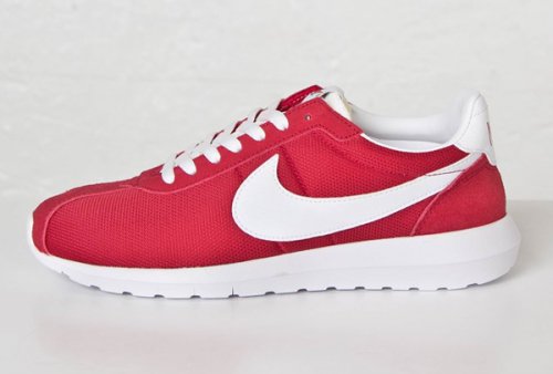 nike roshe red white