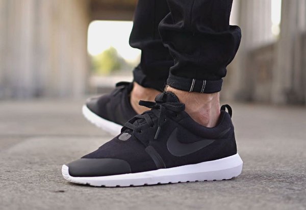 nike roshe run nm