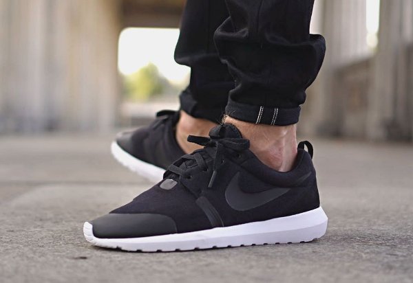 Nike Roshe Run TP Black