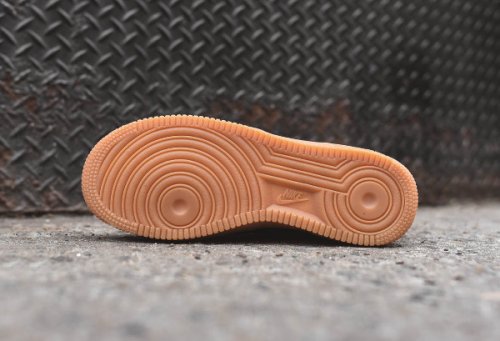 nike air force 1 black suede gum sole