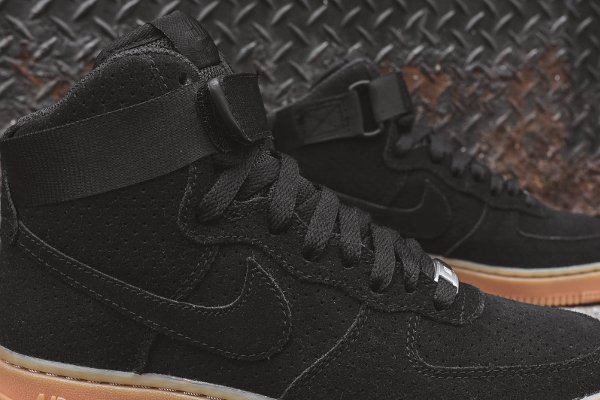 Nike Wmns Air Force 1 Hi Suede Black (7)