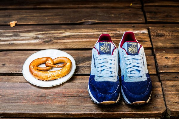 Reebok Classic Leather International Denim Navy Cream (9)