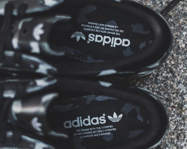 Adidas Consortium Superstar 80V Camo x Undefeated x Bape Black Cinder Gold (2)