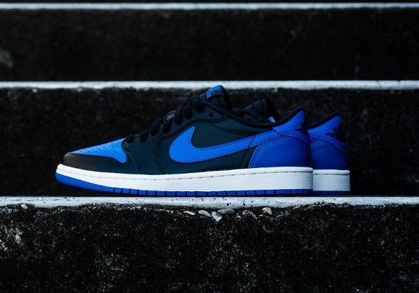 Air Jordan 1 Retro Low OG Black Varsity Royal (1)