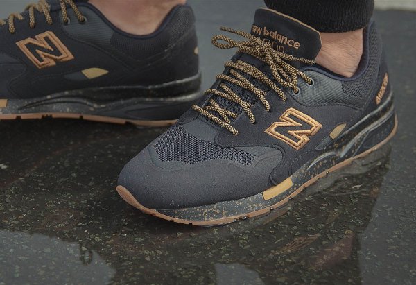 new balance 1600 gold and black