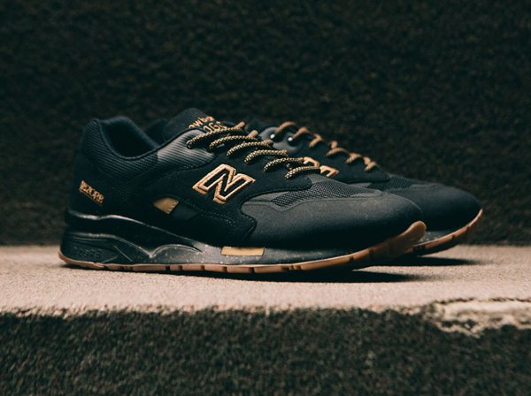 prisa recibir preparar New Balance CM 1600 AG Black Gold : où l'acheter ? | Sneakers-actus