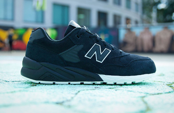 New Balance MRT 580 Tonal Pack : où les 