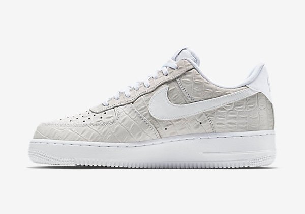 Nike Air Force 1 07 LV8 'White' (7)