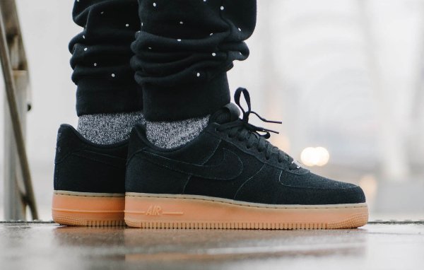 Nike Air Force 1 Low Suede Black Gum (homme) (2)