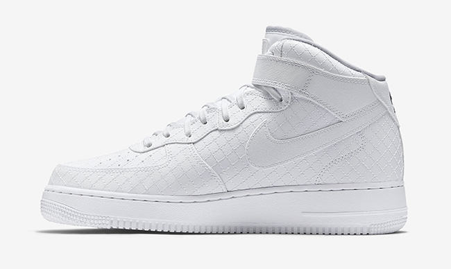 Nike Air Force 1 Mid 07 LV8 blanche (3)